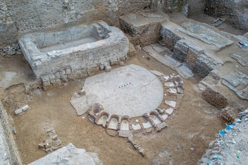 Ptolemaic-period tholos bath discovered in&nbsp;Alexandria